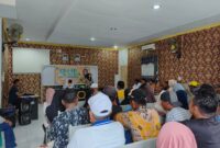 Agriati Yulin Mus saat melakukan reses. 