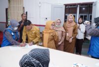 ASN Pemkot Tikep jalani tes urine. 