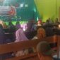 Reses di Desa Akedaga, warga antusias menyampaikan aspirasi kepada anggota DPRD Provinsi Maluku Utara, Hj Rahmawati Muhammad. 