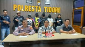 Empat pelaku pemerasan dan pengeroyokan berhasil diamankan anggota Polresta Tidore. 