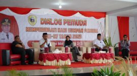 Kegiatan dialog pemuda di Tidore. 