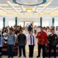 Gubernur Sherly Tjoanda Laos memberikan arahan dan motivasi kepada para calon pekerja migran saat membuka kegiatan pelatihan di aula BPVP Ternate. 