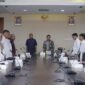 Wali Kota Muhammad Sienn saat menghadiri kegiatan di BI Malut. 