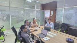 Plt Kadis PUPR Malut Risman Irianto Djafar bersama dengan LKPP.