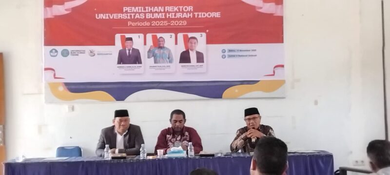 Sarbaini A Karim usai terpilih sebagai Rektor Unibrah periode 2025-2029.