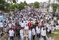 Ribuan warga Kota Tidore Kepulauan menyambut meriah gelar Pahlawan Nasional Sultan Zainal Abidin Syah. 