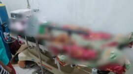 Korban pengeroyokan masih koma di rumah sakit. 