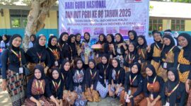 Sanggar STARSA, Dodinga Halbar turut meriahkan upacara HUT PGRI dan HGN.