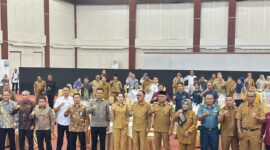 Asisten I Setda Kepulauan Sula, Sutomo Teapon menghadiri kegiatan pengendalian inflasi daerah bersama Gubernur Maluku Utara dan kepala daerah. 