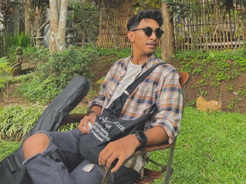 Achsan HZ, ST. Alumni Arsitek Universitas Teknologi Yogyakarta (UTY)