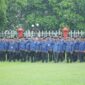 Ratusan ASN Pemkot Tidore mengikuti upacara HUT KORPRI meski diguyur hujan. 