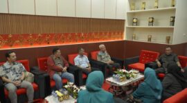 Wali Kota Tidore Kepulauan, Muhammad Sinen, saat menerima kunjungan kerja Tim PT Temas Shipping. 