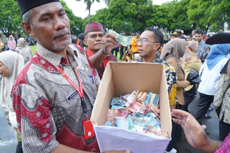 Penggalangan dana oleh Pemerintah Kota Tidore Kepulauan untuk korban banjir di Aceh dan Sumatera. 