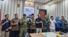 Bupati Halmahera Barat, James Uang bersama IAI MU dalam kegiatan kegiatan Focus Group Discussion (FGD) Penataan Kawasan Strategis.