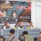 Kapolda Malut Irjen Pol Drs Waris Agono saat memimpin paparan rilis akhir tahun.