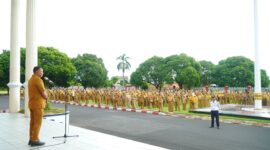 Wali Kota Muhammad Sinen saat memberikan pengarahan kepada ASN Kota Tidore Kepulauan di awal tahun 2026.
