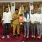 PT. MDP Bank Capital Unit Sanana pose bersama Sekretaris Daerah, Muhlis Soamole usai melakukan koordinasi.