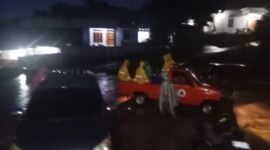 TRC BPBD Tikep turun ke lokasi banjir. 