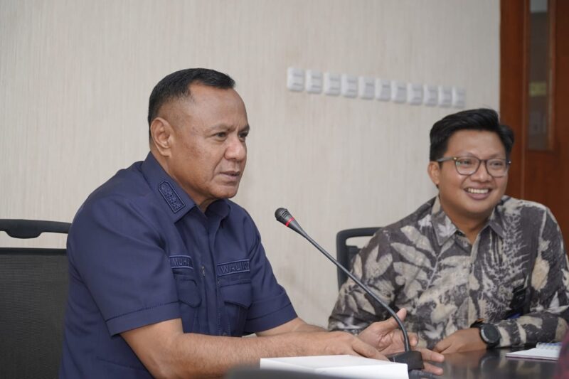 Wali Kota Tidore Kepulauan, Muhammad Sinen. 