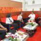 Wali Kota Muhammad Sinen menerima kunjungan Kepala Rumah Tahanan (Rutan) Kelas II B Soasio, Agus Setyawan. 