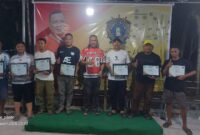 Wali Kota Muhammad Sinen foto  bersama para pemenang. 