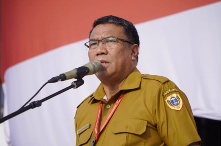 Ismail Dukomalamo. 