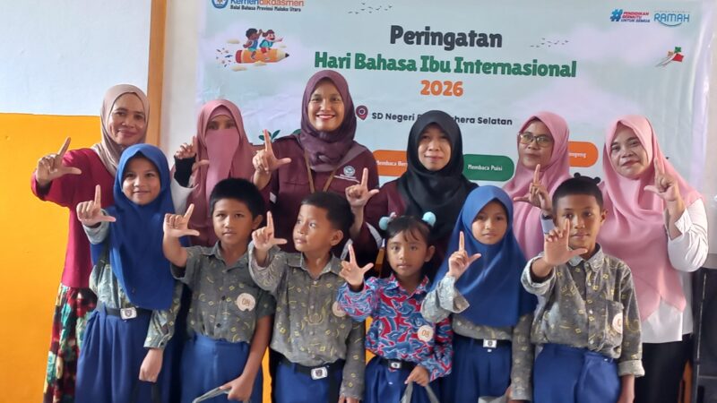 SD Negeri 8 Halmahera Selatan menggelar Peringatan Hari Bahasa Ibu Internasional (HBII) 2026 dengan penuh suka cita. 