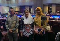 Bupati Fifian didampingi Kaban Pengolahan Pendapatan Pajak Pembangunan Daerah, Budiman Duwila dan Kabag Ekonomi, Mardiyana Umanailo.