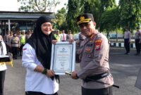 Kapolresta Tidore Ampi Mesias Von Bulow dan didampingi Ketua TRC PPA Indonesia Jeny Claudya Lumowa.