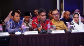 Wakil Wali Kota Tidore Ahmad Laiman menghadiri pertemuan High Level Meeting (HLM) Tim Pengendalian Inflasi Daerah dan Tim Percepatan dan Perluasan Digitalisasi Daerah (TPID-TP2DD) se-Maluku Utara.