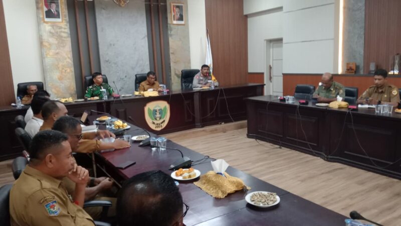 Rapat koordinasi guna mematangkan langkah konkret kesiapan daerah, Selasa (3/2/2026), di Ruang Rapat Wali Kota.