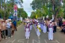 Lomba gerak jalan indah songsong semarak Hardiknas Tahun 2026. (Dokumentasi: Am Teapon/marasai.id