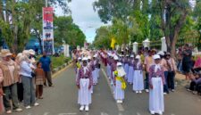 Lomba gerak jalan indah songsong semarak Hardiknas Tahun 2026. (Dokumentasi: Am Teapon/marasai.id
