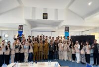 Foto bersama 30 peserta pejuag digital dengan perwakilan Kemendismen, perwakilan LPDP, Sekretaris Dikbud Malut dan para Kepala Bidang