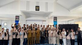 Foto bersama 30 peserta pejuag digital dengan perwakilan Kemendismen, perwakilan LPDP, Sekretaris Dikbud Malut dan para Kepala Bidang