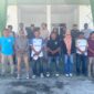 Para Jurnalis pose bersama Kadis Kominfo, Basiludin Labesi dan Kadis Kesehatan, Anty Buamona usai rapat. (Dokumentasi: Istimewa)