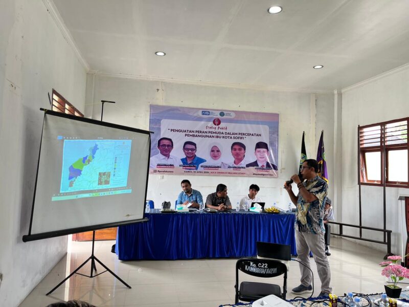 Kegiatan dialog yang dilaksanakan oleh FKP Malut-Makassar dan Unibrah Tidore.