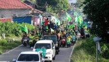 Fanatik Brazil Kepulautan Sula Konvoi keliling kota Sanana. Dokumentasi: Abhi Liamanu.