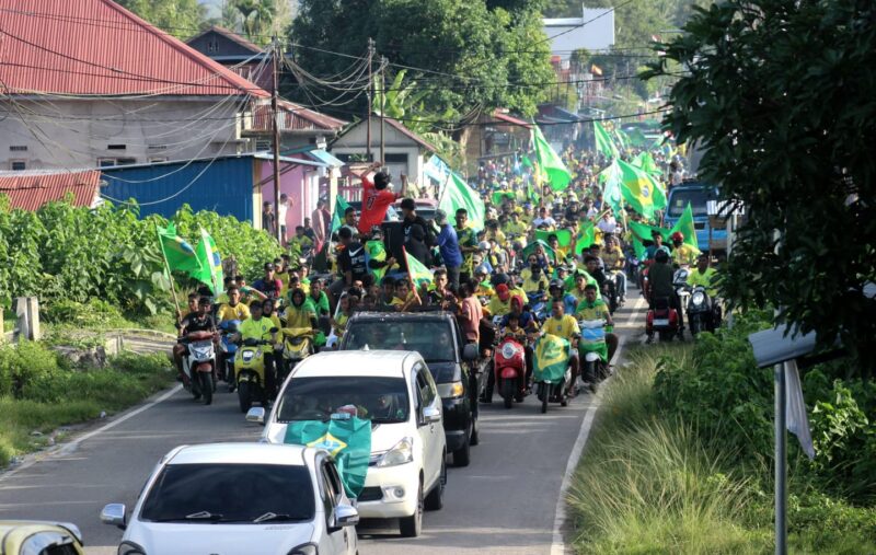 Fanatik Brazil Kepulautan Sula Konvoi keliling kota Sanana. Dokumentasi: Abhi Liamanu.