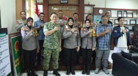 Kapolresta Ternate AKBP Anita Ratna Yulianto, S.I.K., M.H bersama jajaran bertemu dengan Dandim 1501/Ternate, Letnan Kolonel Inf. Jani Setiadi