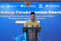 Sekda Malut Samsudin A Kadir saat membuka workshop perekonomian daerah