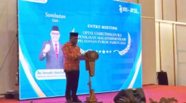 Sekprov Malut, Samsuddin A Kadir saat menghadiri Entry Meeting Opini Sinergi Pemprov Malut dan Ombudsman RI Dorong Pelayanan Publik Bebas Maladministrasi