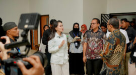 Gubernur Sherly saat mengunjungi ke Rumah Sakit Umum (RSU) Sofifi dan Rumah Sakit Jiwa (RSJ) Sofifi, Kamis (6/8)