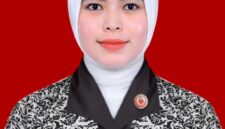Bidan RSUD Sanana, Sudarti Arman