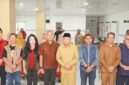 Kegiatan bakti sosial operasi transplantasi kornea dan katarak di Rumah Sakit Umum Daerah (RSUD) Chasan Boesoirie, Ternate, dibuka langsung oleh Wakil Gubernur Maluku Utara