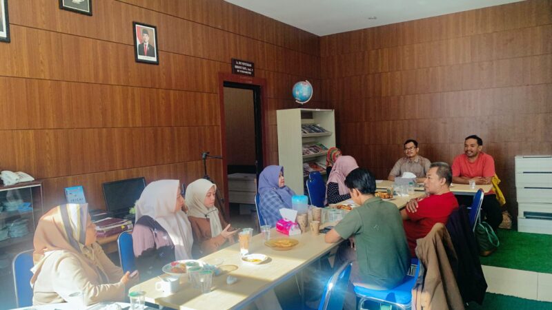 Rapat persiapan pelantikan PD IPI 