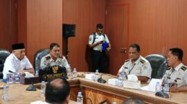 Wakil Gubernur Maluku Utara, H. Sarbin Sehe, saat menerima audiensi Kepala Kantor Wilayah Direktorat Jenderal Pemasyarakatan Malut, Bagus Kurniawan, beserta jajaran pada Rabu (12/8/2026) di Ruang Rapat Wakil Gubernur.
