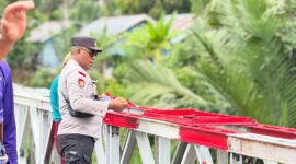 Salah satu pembangunan dilakukan Satuan Brimob Polda Maluku Utara di Desa Salube, Kecamatan Loloda, Kabupaten Halmahera Utara