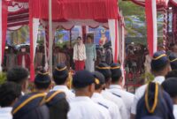 Gubernur Sherly saat memimpin upacara HUT ke 27 Provinsi Maluku Utara