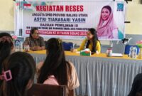 Astri Tiarasari Yasin saat melakukan kegiatan reses di SMK Marhaen Halmahera Timur (Haltim), Kecamatan Wasile Tengah,